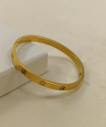 Simple Elegance Cuff