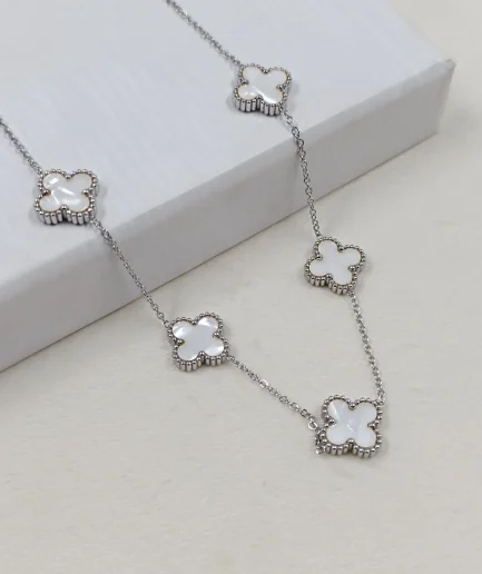 Lucky Clover Necklace silver white
